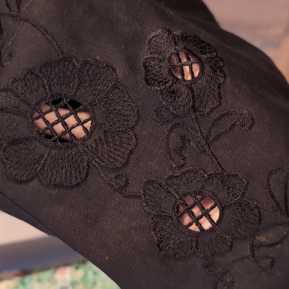 100% LINEN Midi Skirt Lined BLACK w Cut out/Embroidery hem Women’s Size Medium - Picture 3 of 8